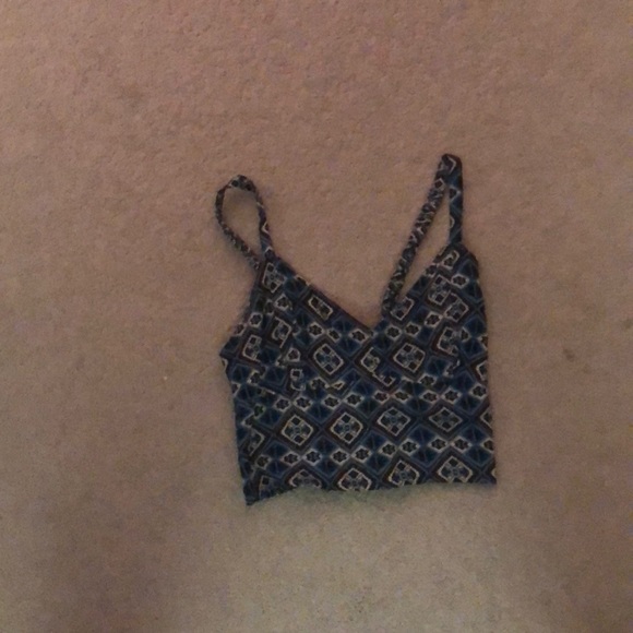 crop top - Picture 1 of 1